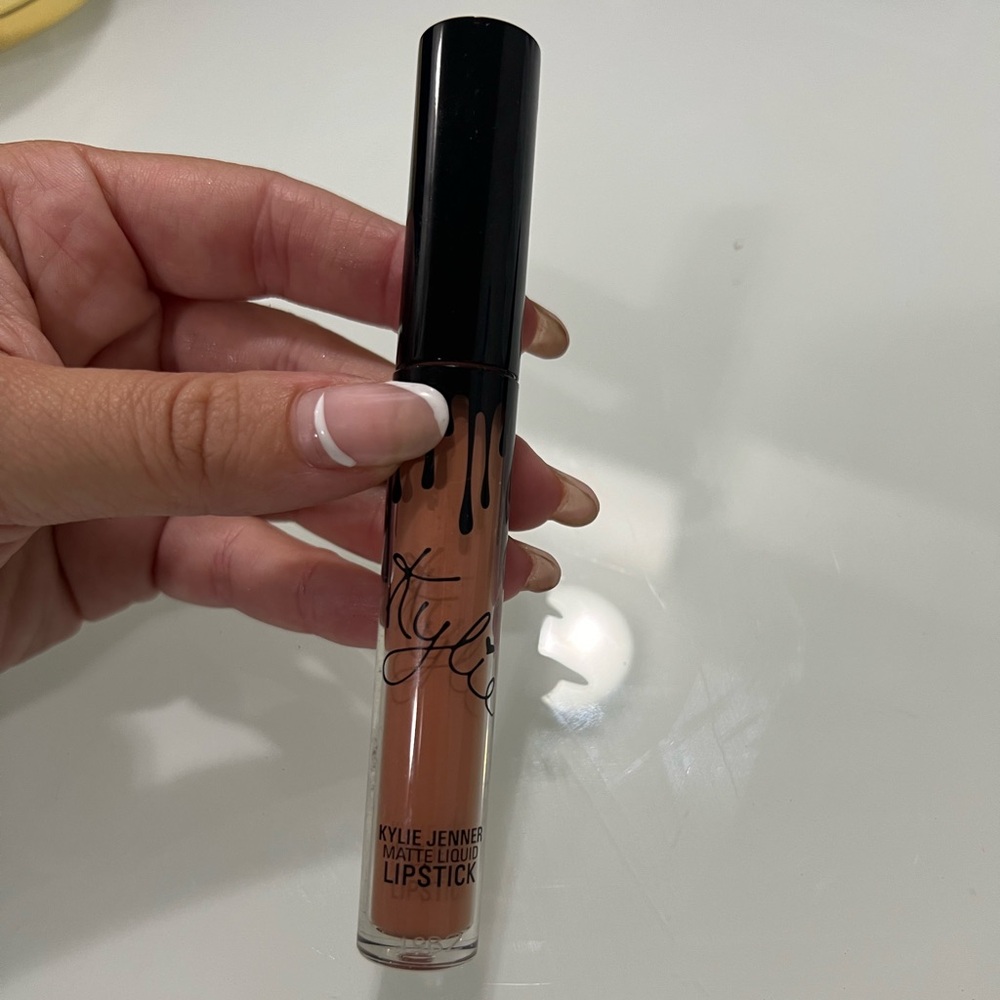 Kylie Cosmetics Matte Liquid Lipstick Exposed